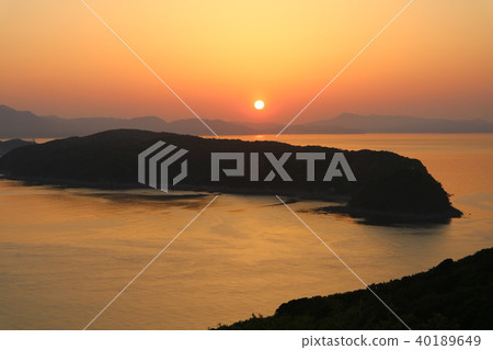 Setting sun Setting sun 40189649