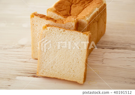 Looks delicious bread Looks delicious bread 40191512