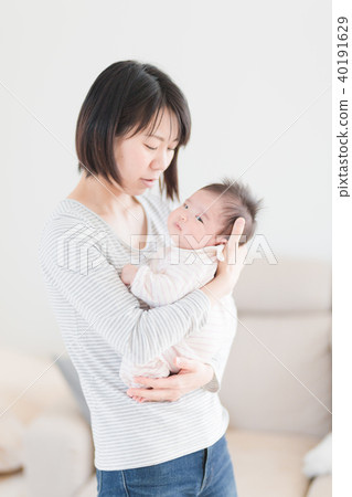 3個月大的嬰兒，母親和孩子 40191629