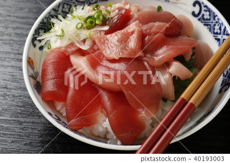 Tuna bowl 40193003