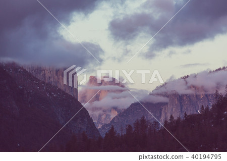 Yosemite 40194795
