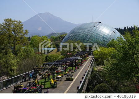 Japan's Largest Flower Park "Totori Flower Corridor": Flower Dome and Oyama Japan's Largest Flower Park "Totori Flower Corridor": Flower Dome and Oyama 40196319