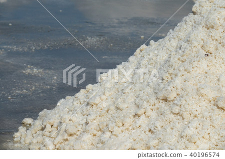 The white salt field on a sunny day The white salt field on a sunny day 40196574