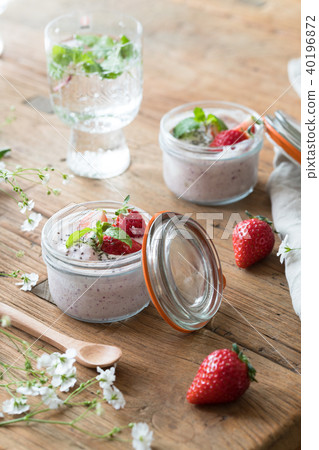 草莓冰沙 草莓冰沙 40196872