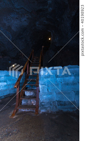 Narusawa Ice Caves _ Back Ground 40198923