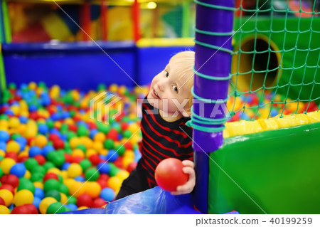 little kid ball pit