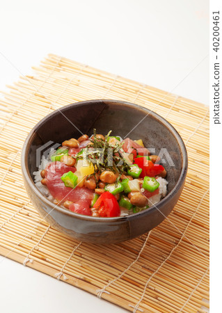 Tuna bowl with plush and natto Tuna bowl with plush and natto 40200461