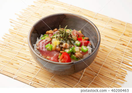 Tuna bowl with plush and natto Tuna bowl with plush and natto 40200463