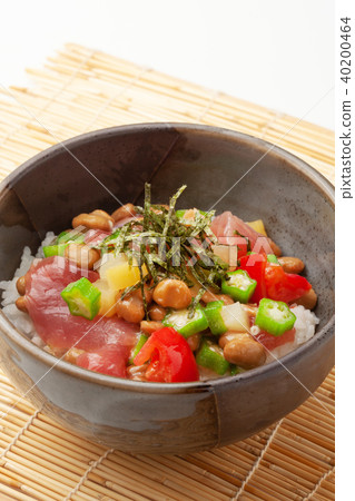 Tuna bowl with plush and natto Tuna bowl with plush and natto 40200464