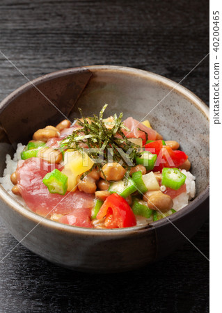 Tuna bowl with plush and natto Tuna bowl with plush and natto 40200465