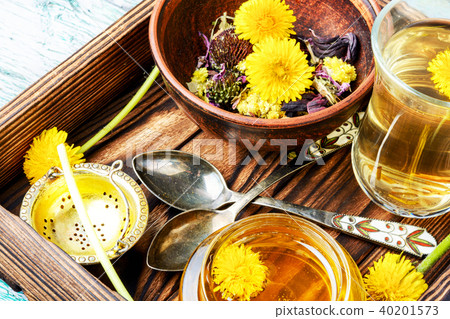 Healthy dandelion honey and tea 40201573