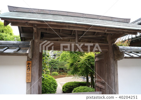 Ikushiro城堡鎮Kikuya房子的Onarimon門 40204251