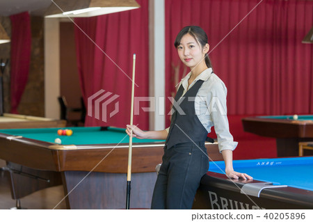 Billiard image woman hustler 40205896