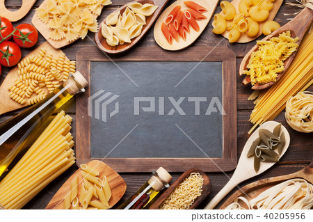 Various pasta 40205956