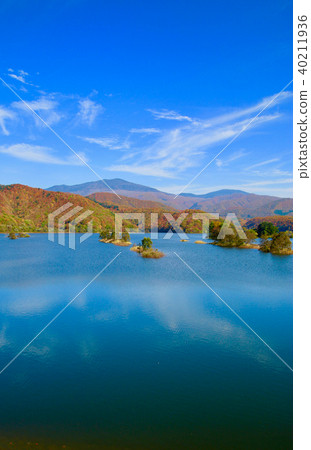 Autumn Akimoto Lake (back side) 40211936