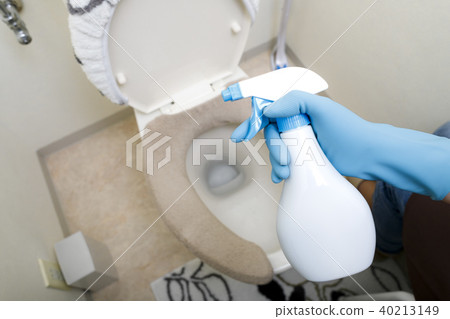 清潔廁所 40213149