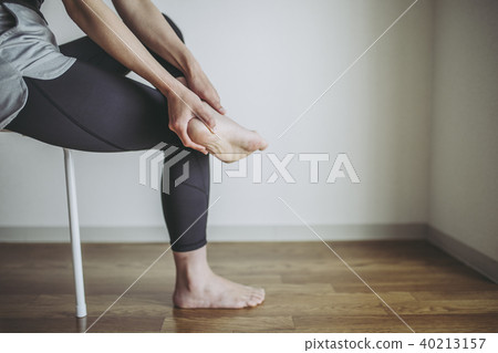 Painful female body parts Painful female body parts 40213157