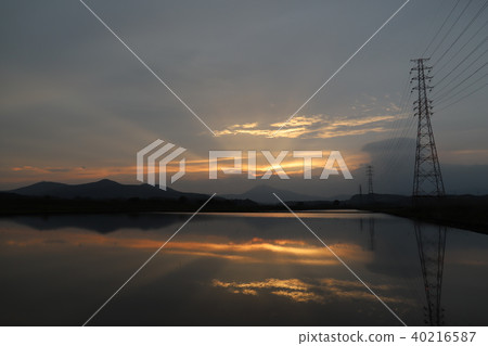 Mt. Tsukuba and sunset from Someya Mt. Tsukuba and sunset from Someya 40216587
