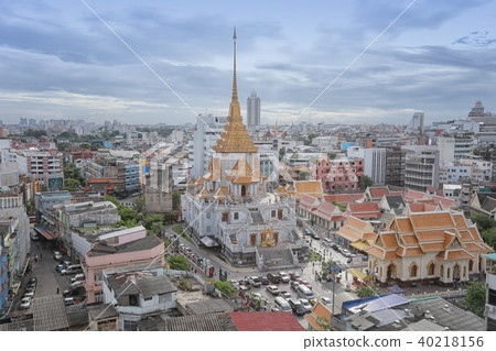 Wat Traimit in day time of Bangkok. Wat Traimit in day time of Bangkok. 40218156