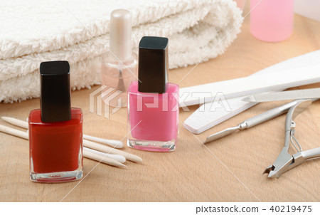 Home manicure tools 40219475