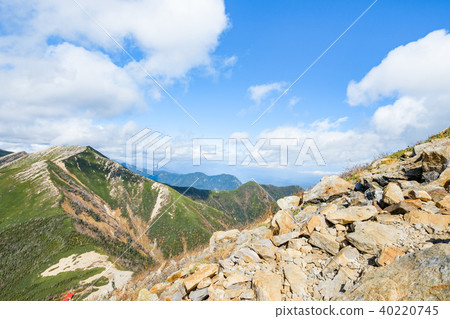 落在Mt. Changon山上 落在Mt. Changon山上 40220745