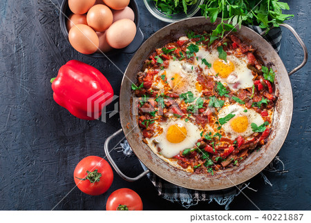 Shakshuka in a frying pan Shakshuka in a frying pan 40221887