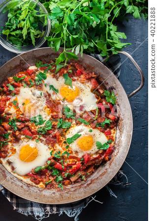 Shakshuka in a frying pan Shakshuka in a frying pan 40221888