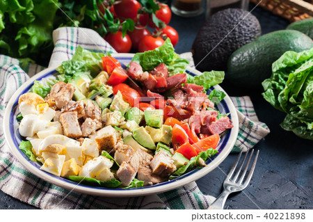 Healthy cobb salad with chicken Healthy cobb salad with chicken 40221898
