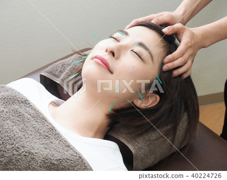 做美容鬍子的女人（射擊合作鮑勃） 40224726