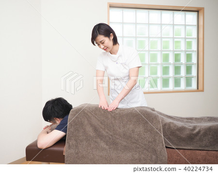 女按摩師推回（射擊合作鮑勃） 40224734