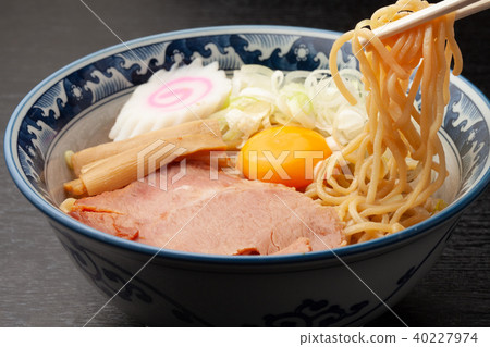 油蕎麥麵 油蕎麥麵 40227974