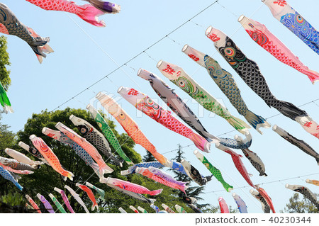 Fresh green blue sky Koinobori 40230344