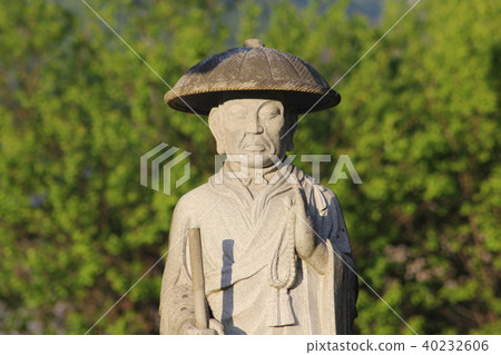 Shinran Shonin 40232606