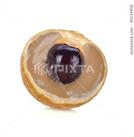 Fresh longan isolated on white background 40234956