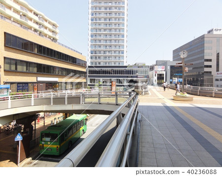 JR上尾站東口通信通道 JR上尾站東口通信通道 40236088