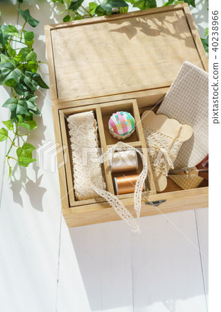 Lifestyle terrace sewing 40238966