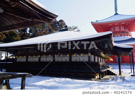 Snowy Koyasan Danjo Gyoen, Koito Miyano Town, Wakayama Prefecture 40241574