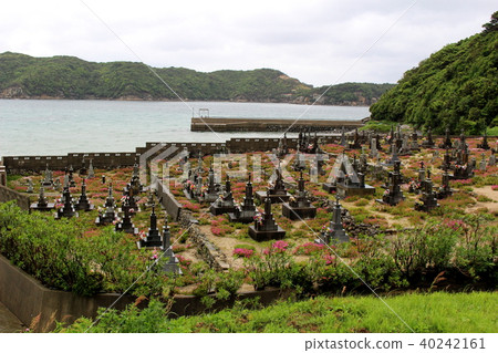 The tomb facing the sea of the Hakkashima Church World Heritage Goto Islands Nagasaki Prefecture Hagashima Submersible Christian Heritage 40242161