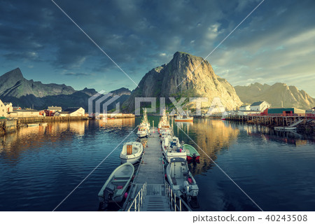 sunset - Reine, Lofoten islands, Norway sunset - Reine, Lofoten islands, Norway 40243508