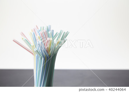 Plastic straw 40244064