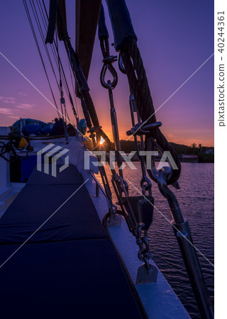 帕勞岩島的黎明。從遊輪 40244361