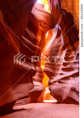 Upper Antelope Canyon 40244960
