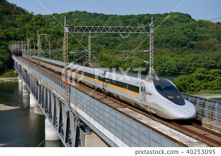 Sanyo Shinkansen 700系列7000系列E5陣型Hikari Sanyo Shinkansen 700系列7000系列E5陣型Hikari 40253095