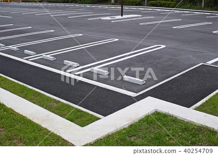 Parking lot without car 40254709