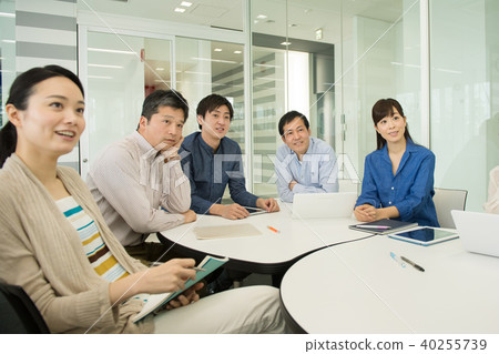 Meeting casual office business image Meeting casual office business image 40255739