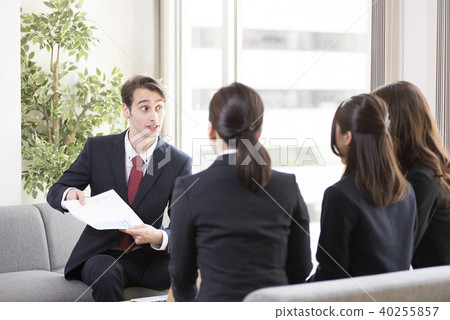 全球商業商務場景商務英語會話 全球商業商務場景商務英語會話 40255857