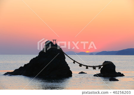 Futamiura夫婦的早晨太陽 Futamiura夫婦的早晨太陽 40256203