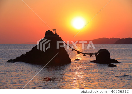 Futamiura夫婦的早晨太陽 40256212