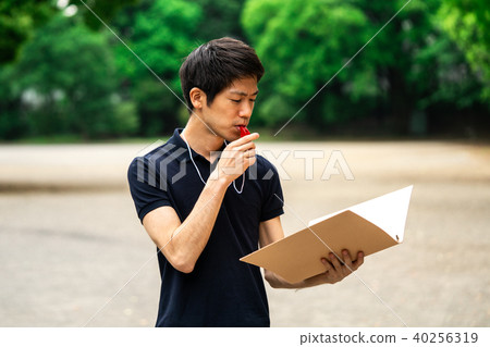 男教練 40256319