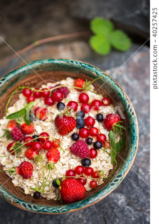 A plate of porridge, top view 40257425